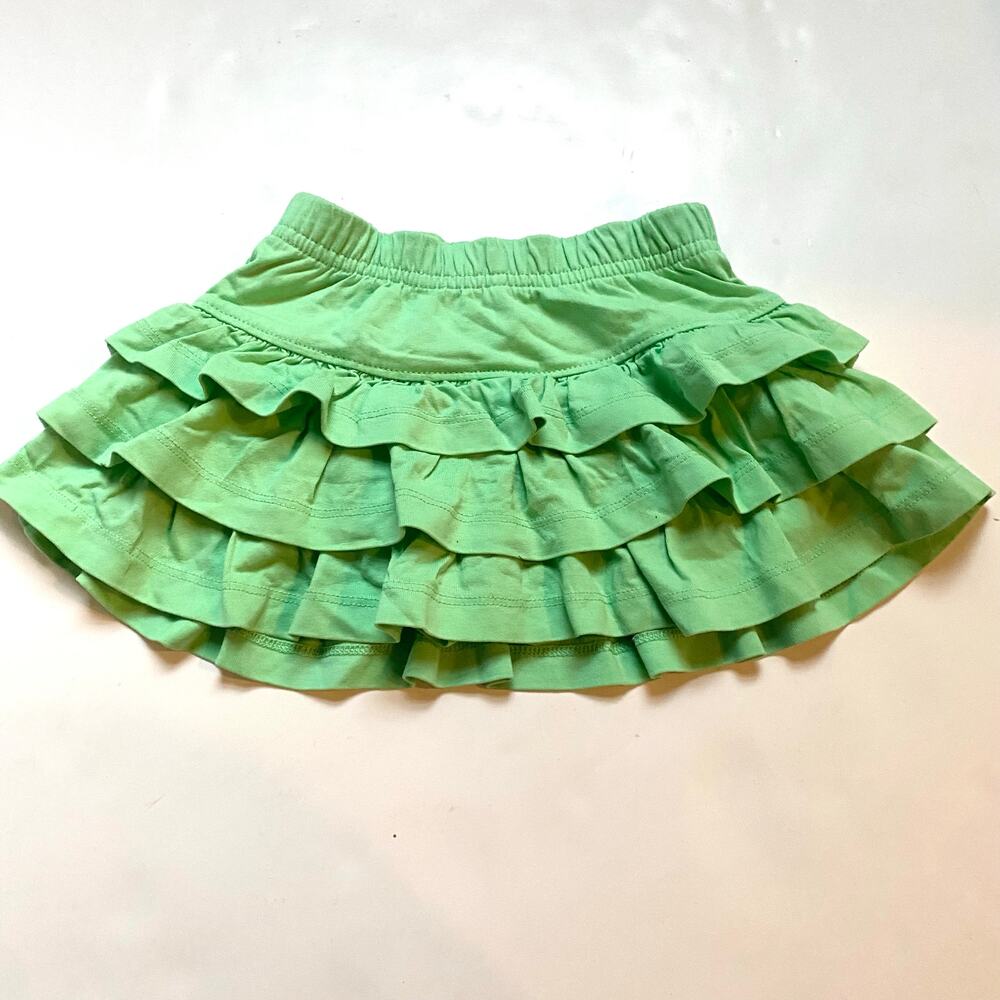 Hanna Andersson Lime Green Scooter Skort Outfit